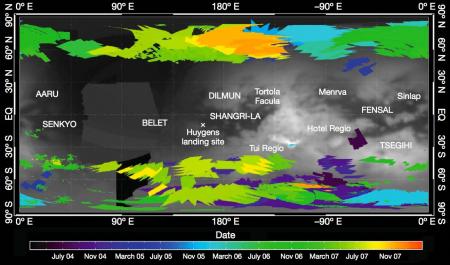 La première carte détaillée de l'apparition des nuages à la surface de Titan entre juillet 2004 et décembre 2007, lors de l'été dans l’hémisphère Sud. 