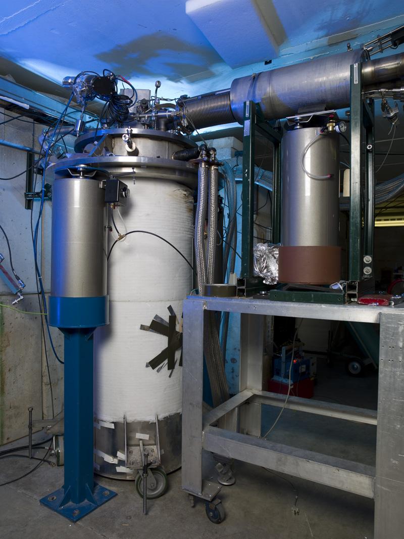  Divers composants de l'accélérateur-A0 North_Cave SuperconductingRadio-tests en station debout