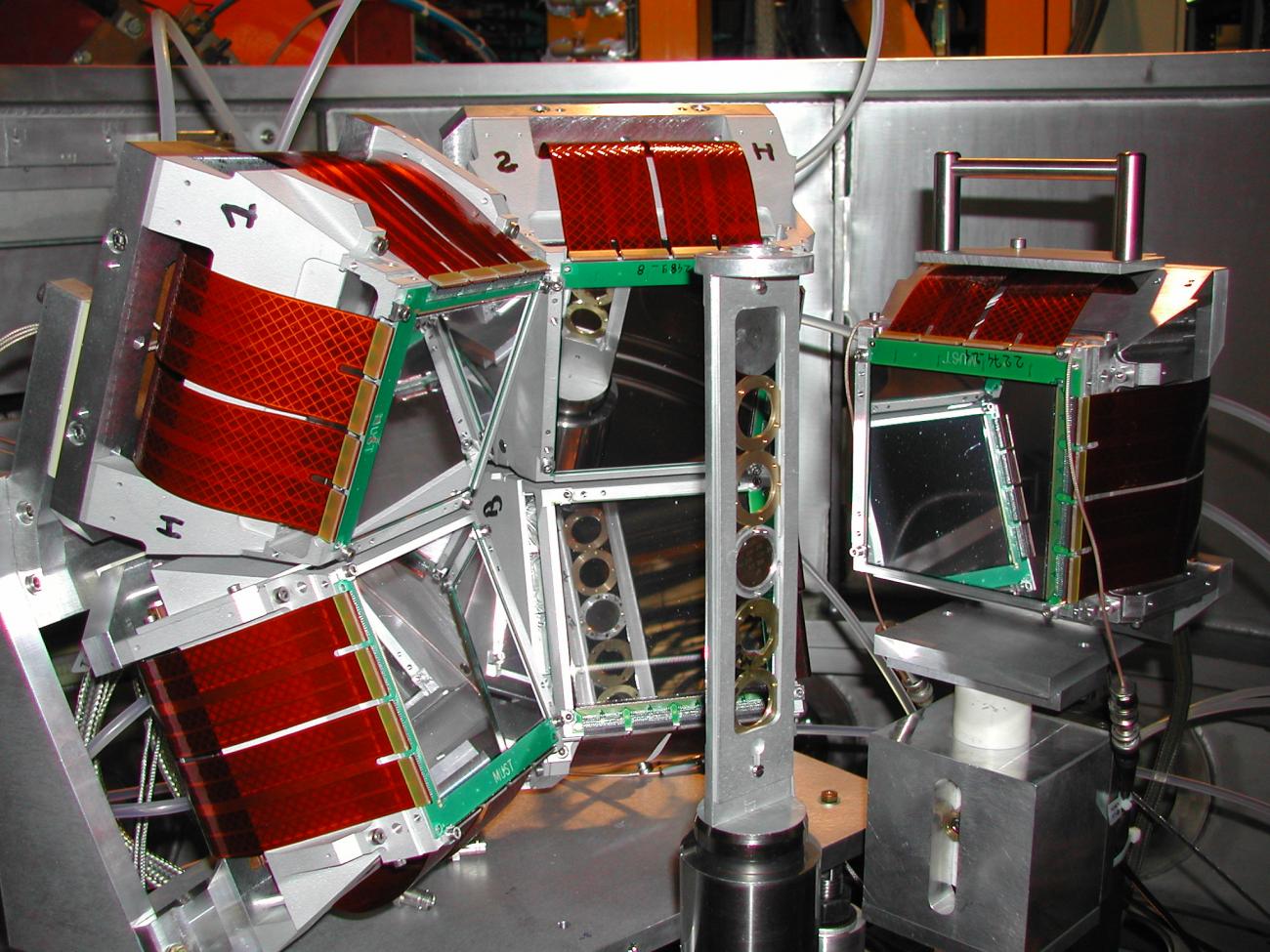  Configurations of MUST2 telescopes for the experiments of direct reactions at GANIL