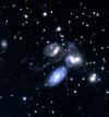 Des étoiles formées en dehors des galaxies ?
