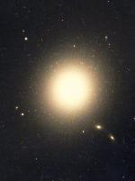 De très jeunes galaxies géantes