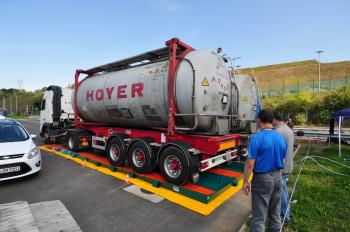 Double-Chooz à nouveau dans la course internationale pour la mesure des oscillations de neutrinos