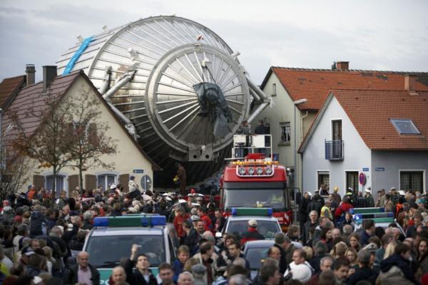 KATRIN contraint la masse du neutrino par méthode cinématique 