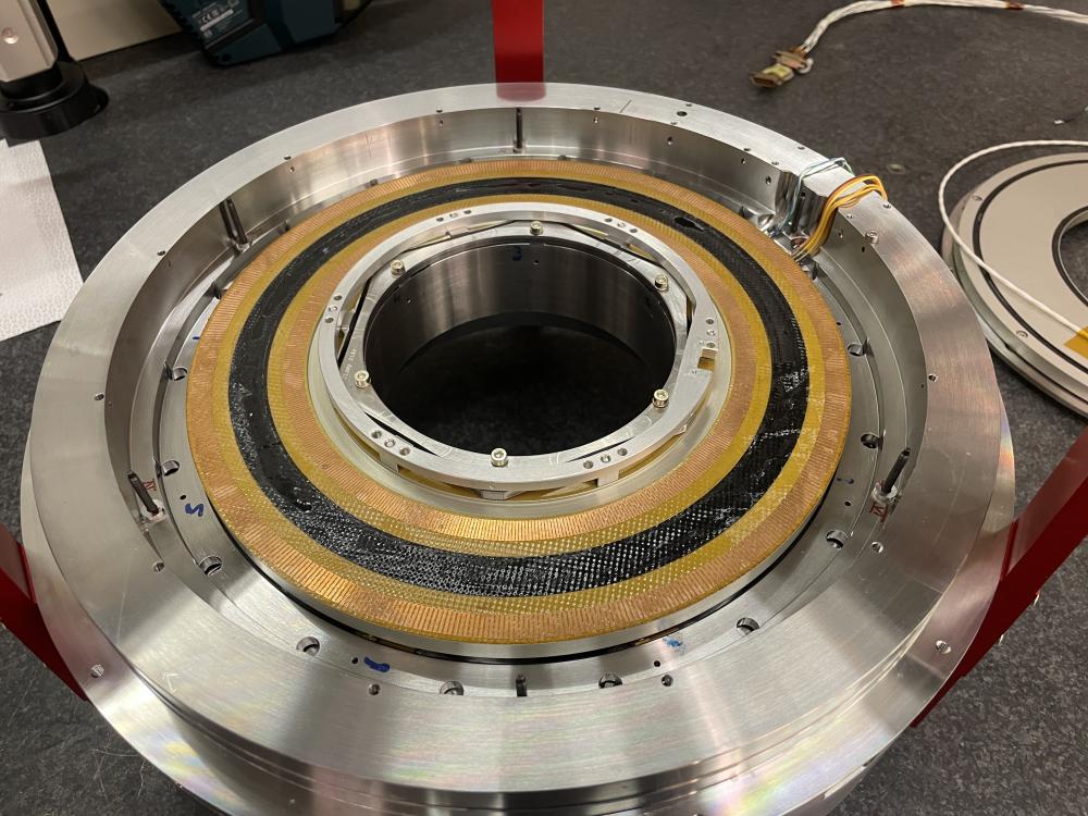 The CEA-IRFU develops a rare gem: the cryogenic derotator drive for the ELT's METIS instrument