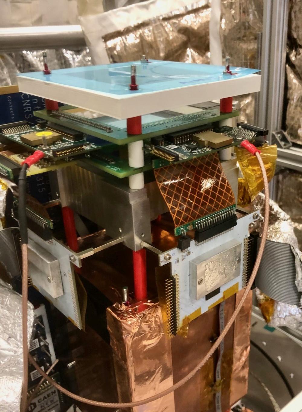 Vol transatlantique réussi pour le télescope gamma COMCUBE, précurseur de la constellation de nanosatellites COMCUBE-S