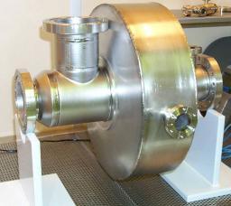 Cavités supraconductrices pour linac à protons